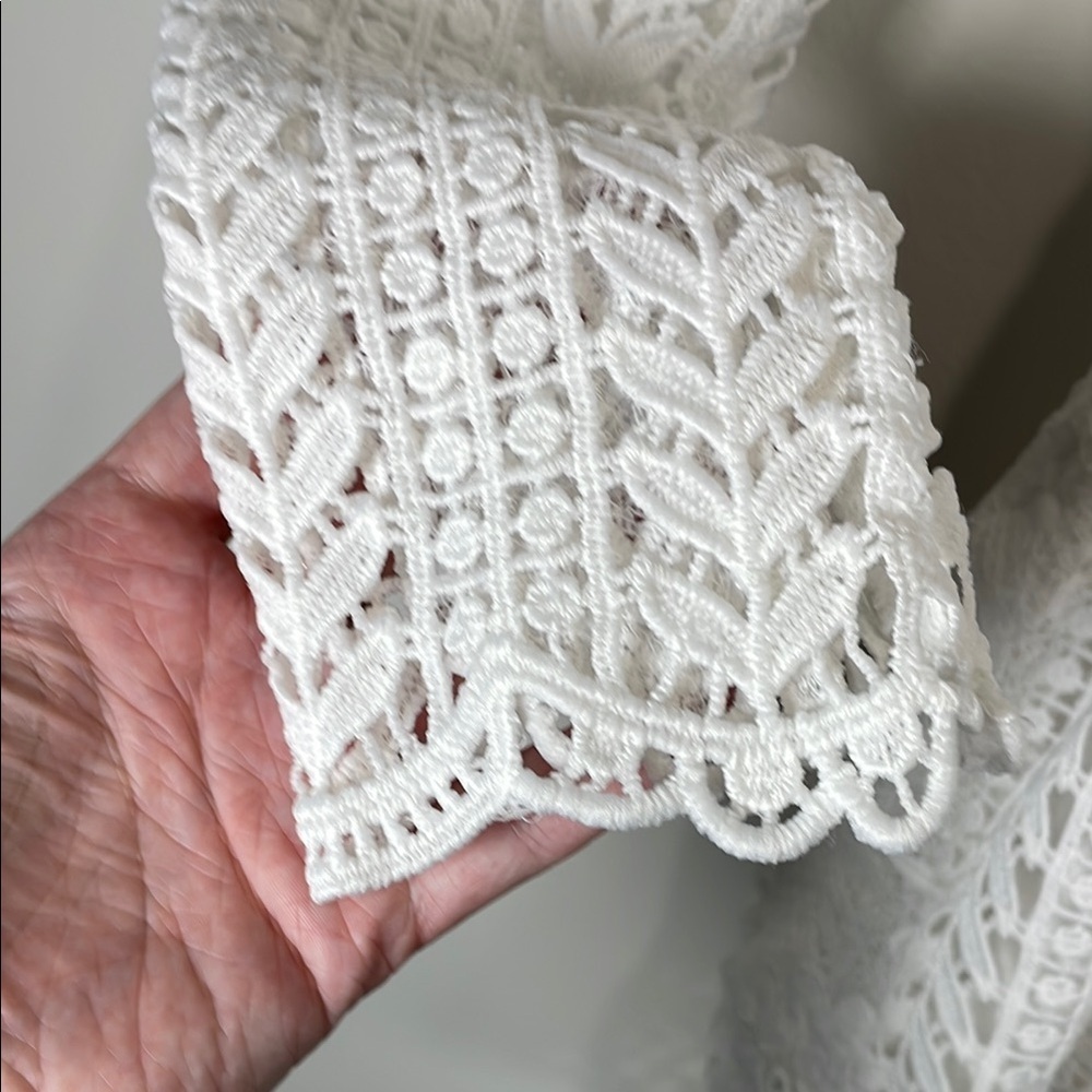 Gianni Bini White Lace Romper XS Boho Festival Bridal Shower Graduation Vacation - Picture 7 of 16